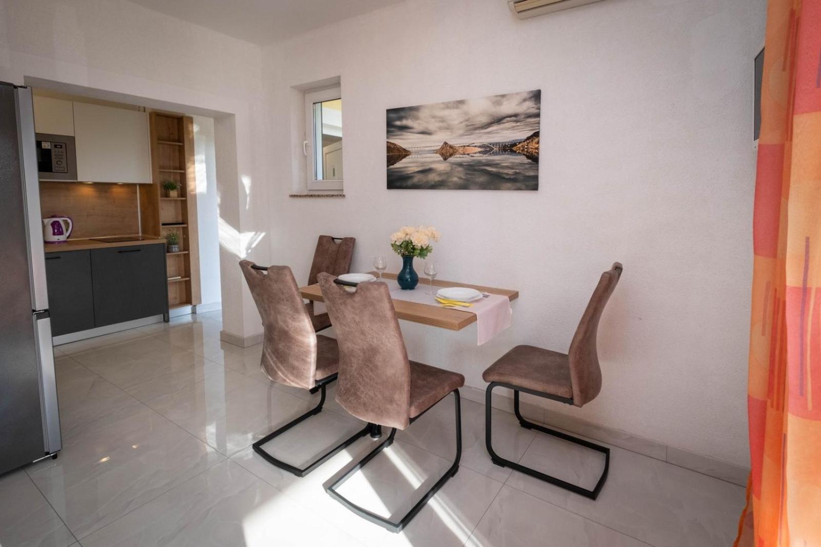 Apartments Serbecic Malinska Exterior photo