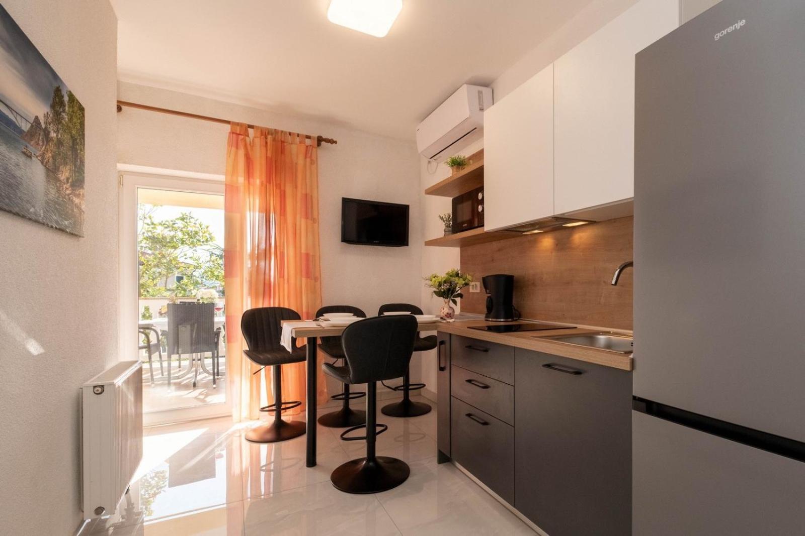 Apartments Serbecic Malinska Exterior photo
